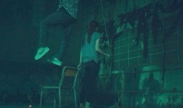 碟仙碟仙粤语在线观看,惊悚悬疑，揭秘神秘碟仙传说